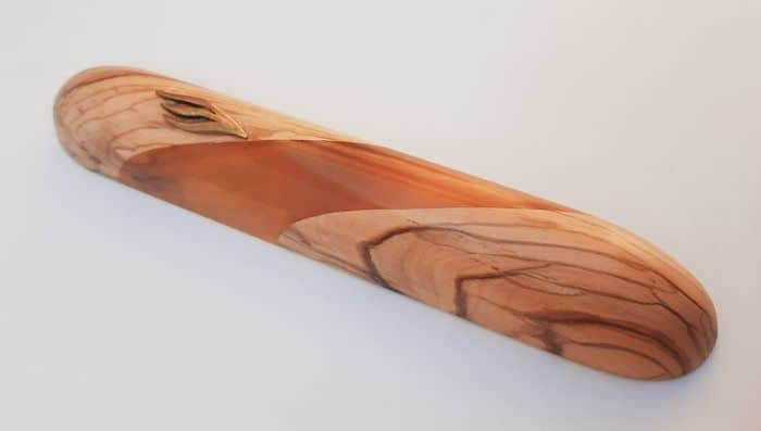 23-3 מזוזה 12 עץ זית ואפוקסי זהב (2)