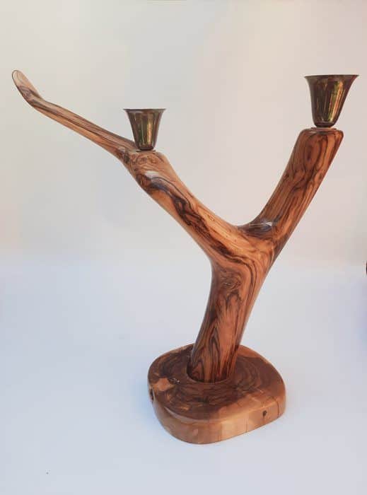 CA2-8 פמוט עץ זית עם כנים