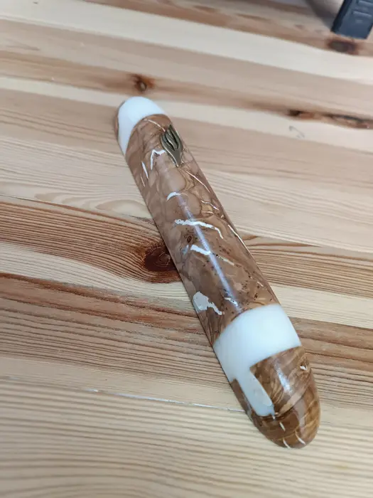 48 בית מזוזה 12 עץ זית אפוקסי לבן